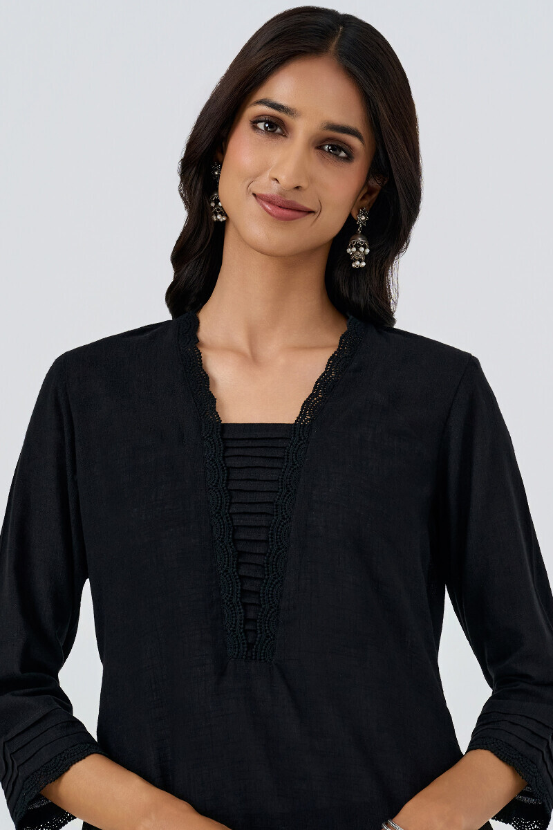 Black Handcrafted Straight Gauze Slub Kurta