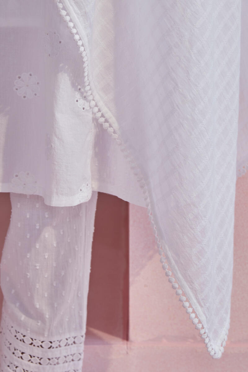 White Handcrafted Cotton Dupatta