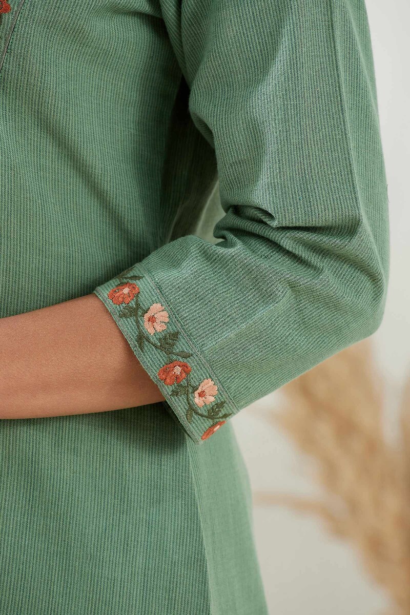 Green Handcrafted Straight Cotton Kurta