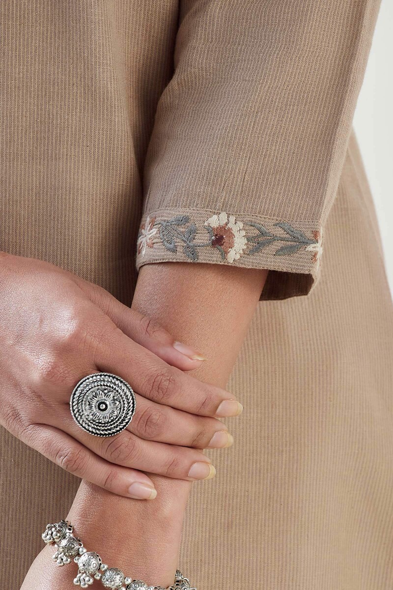Beige Handcrafted Straight Handloom Kurta