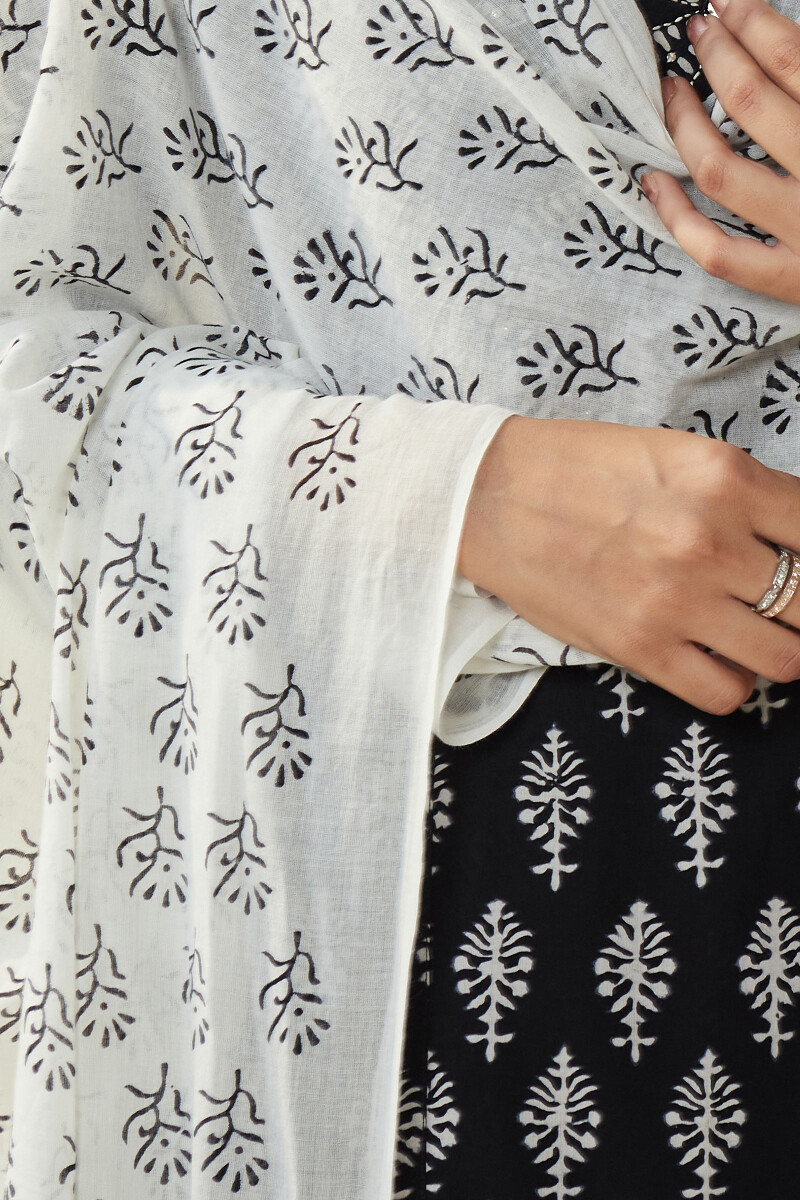 White Hand Block-Printed Cotton Mul Dupatta