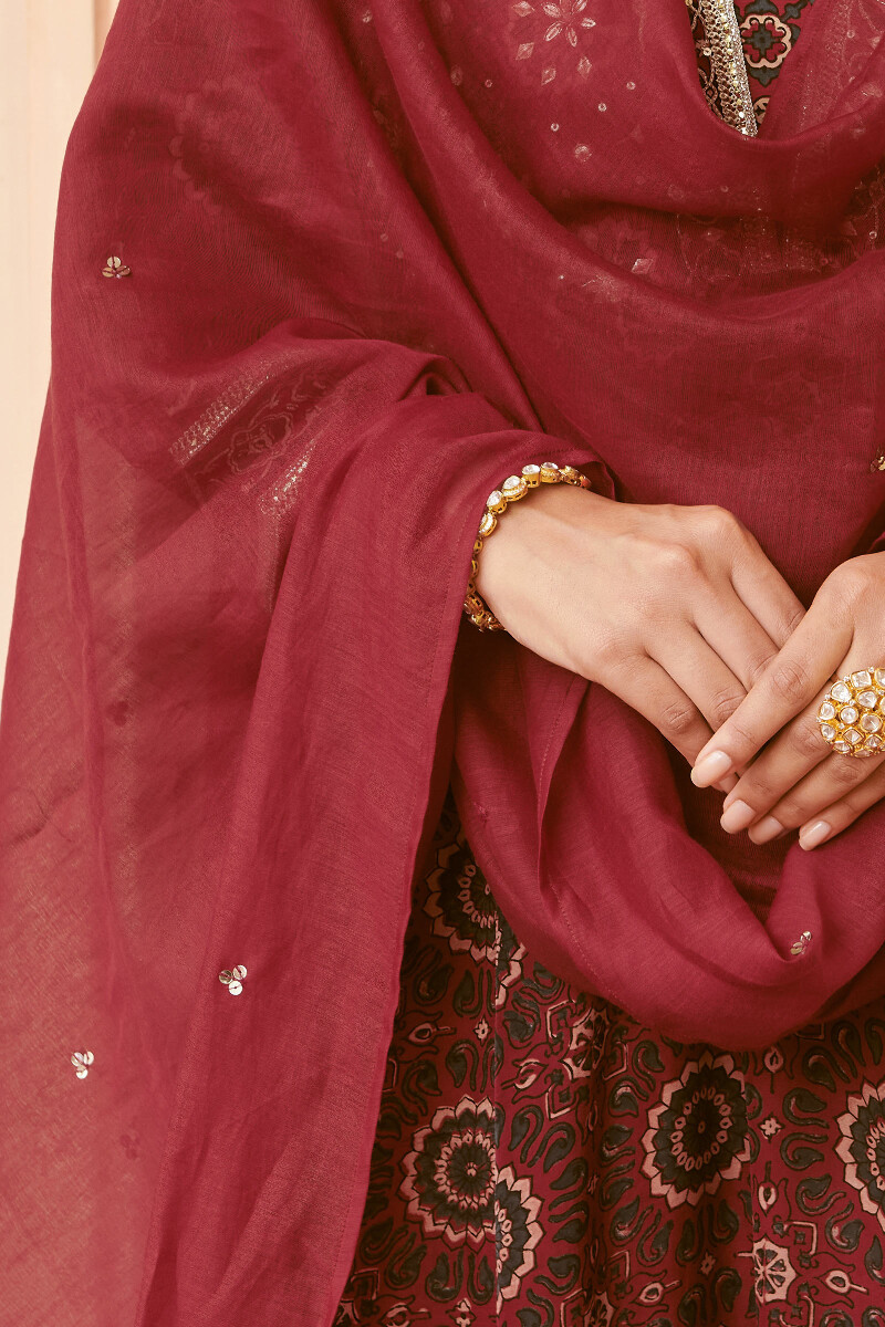 Red Handcrafted Cotton Silk Dupatta