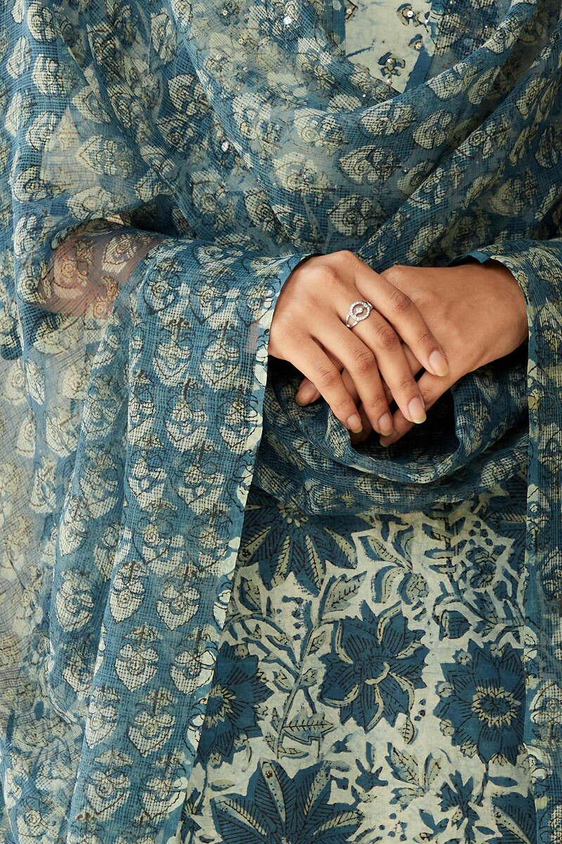 Akola Hand Block-Printed Kota Dupatta