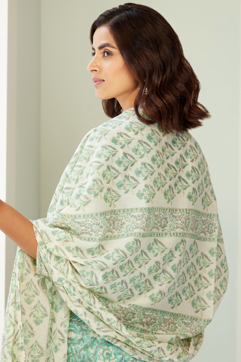 Off-White Hand Block-Printed Cotton Mul Dupatta
