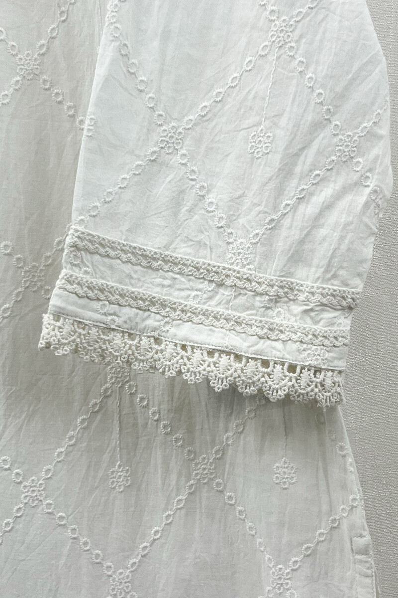 White Handcrafted Straight Cotton Kurta