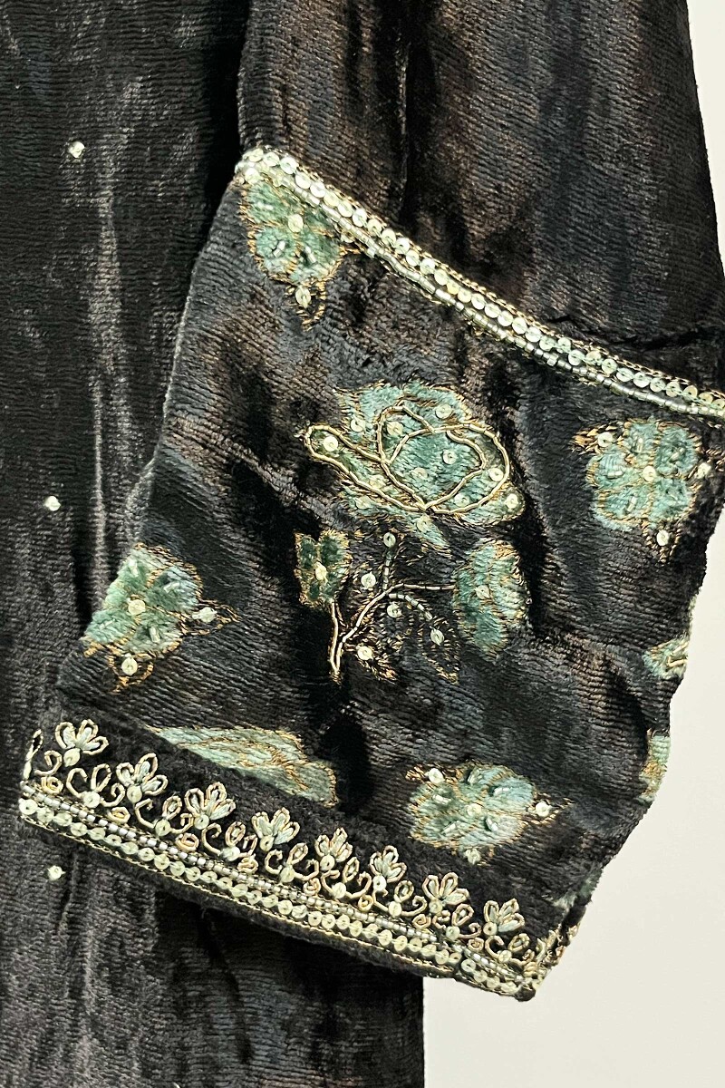 FG Specials: 1 of 1- Black Handcrafted Velvet Kurta & Pants - Size XS