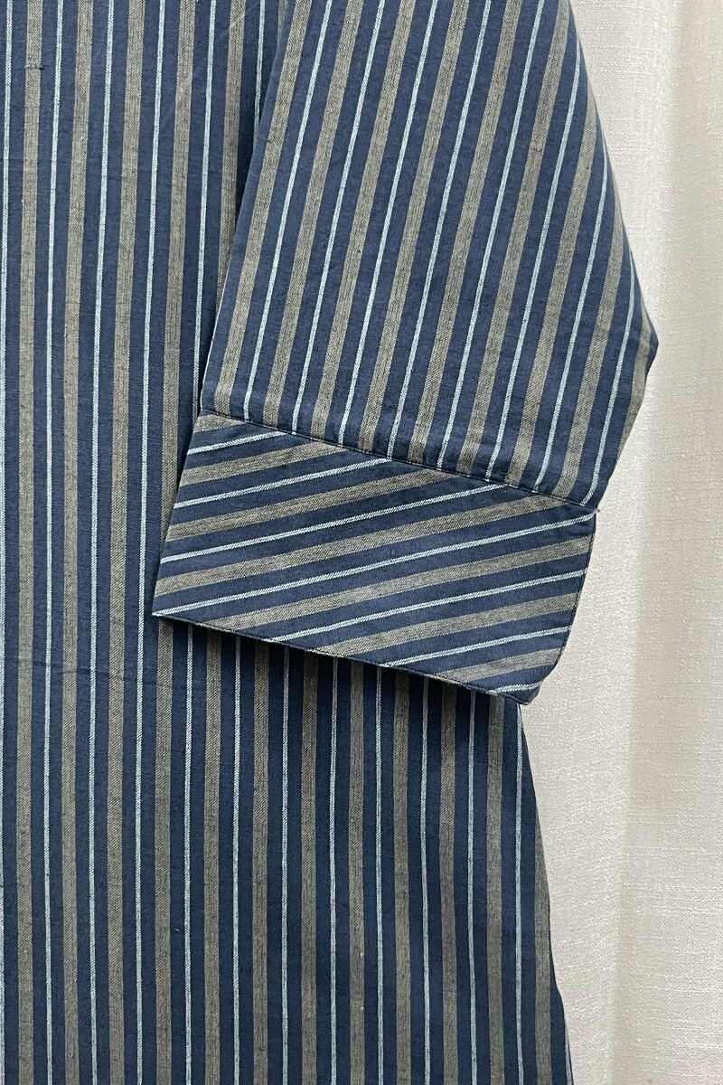 Blue Handcrafted Straight Handloom Cotton Kurta