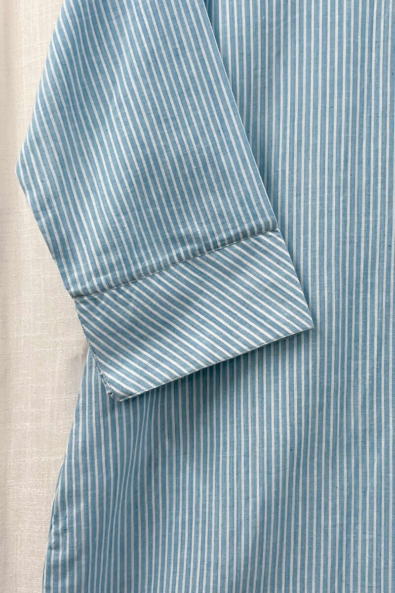 Blue Handcrafted Straight Handloom Cotton Kurta