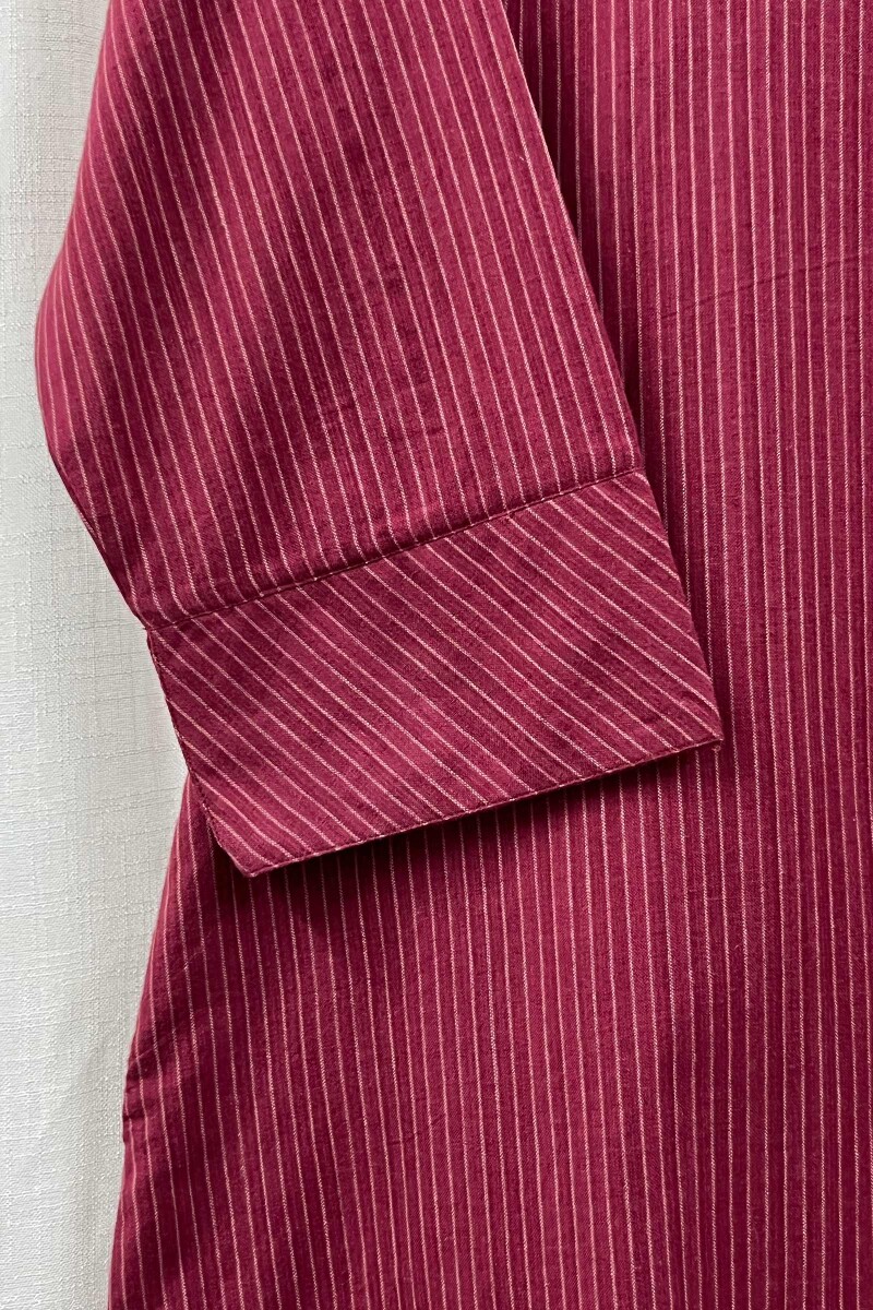 Maroon Handcrafted Straight Handloom Cotton Kurta