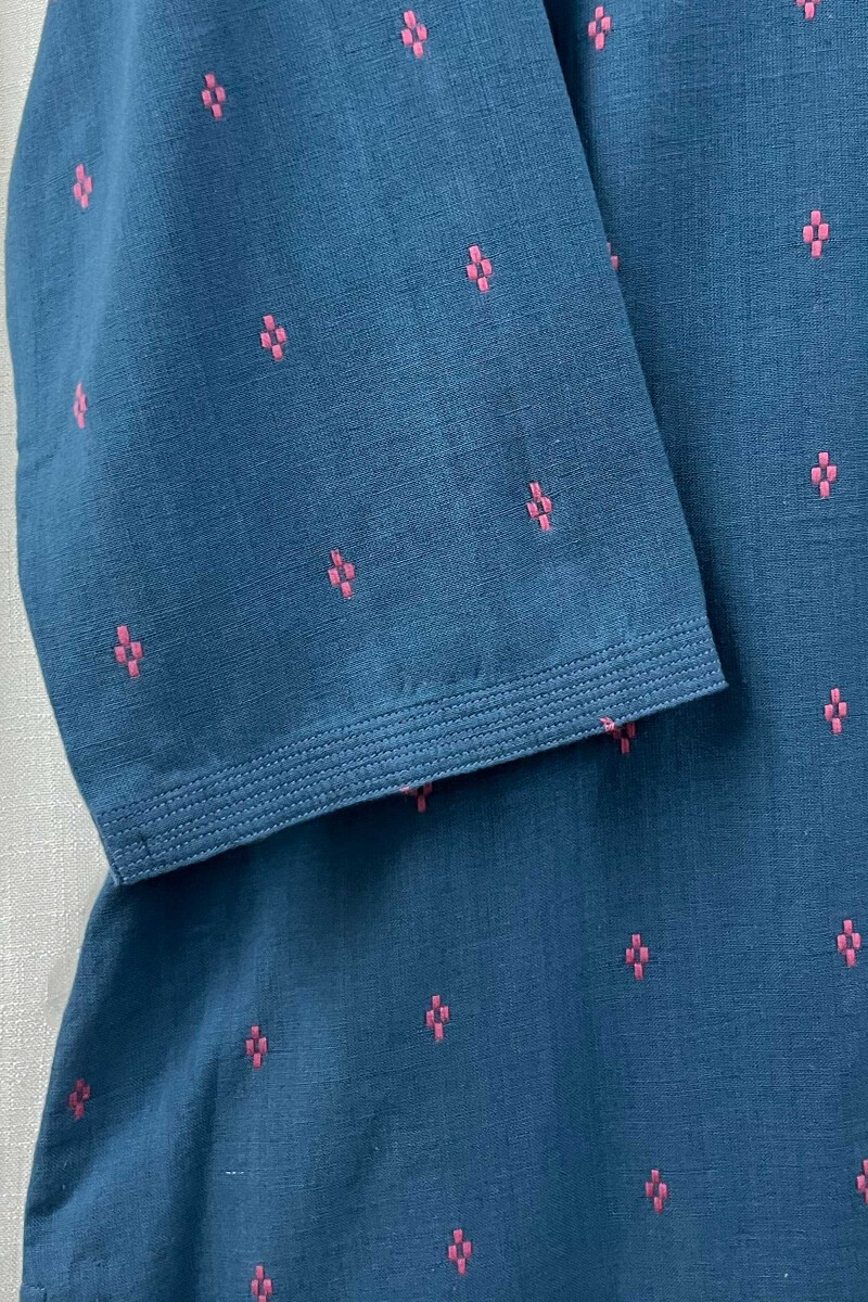 Blue Handcrafted Straight Handloom Cotton Kurta