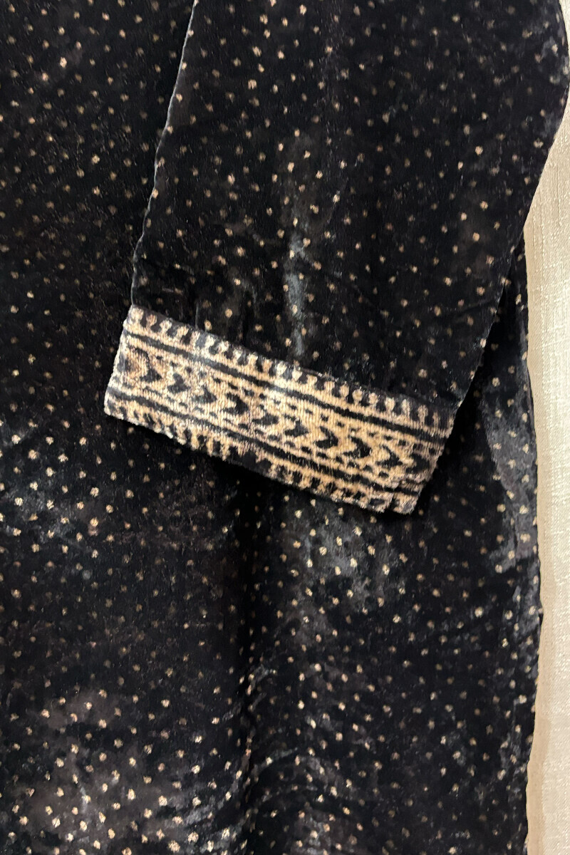 Black Handcrafted Straight Velvet Kurta