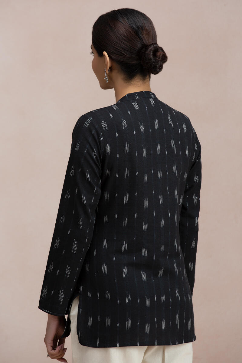 keinarita Tuck Gathered Blouse in Black ノースリーブ
