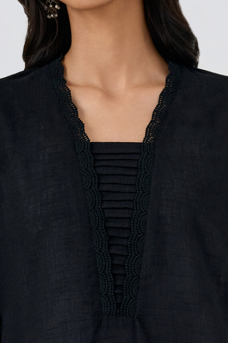 Black Handcrafted Straight Gauze Slub Kurta