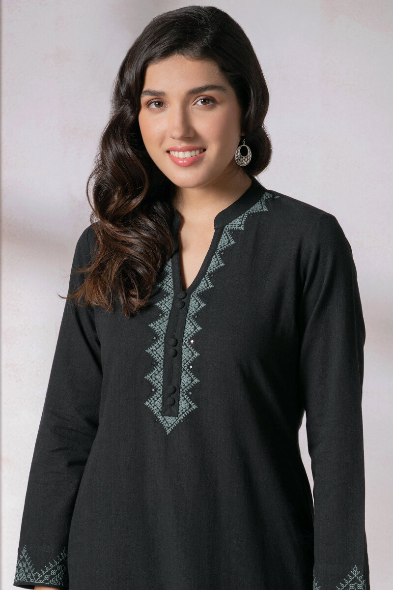 Black Handcrafted Straight Handloom Kurta