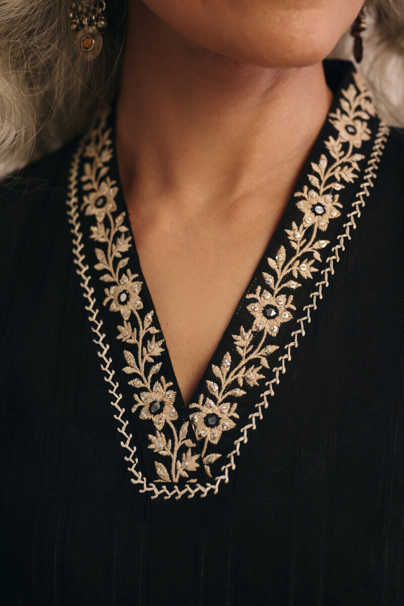 Black Handcrafted Straight Cotton Dobby Kurta