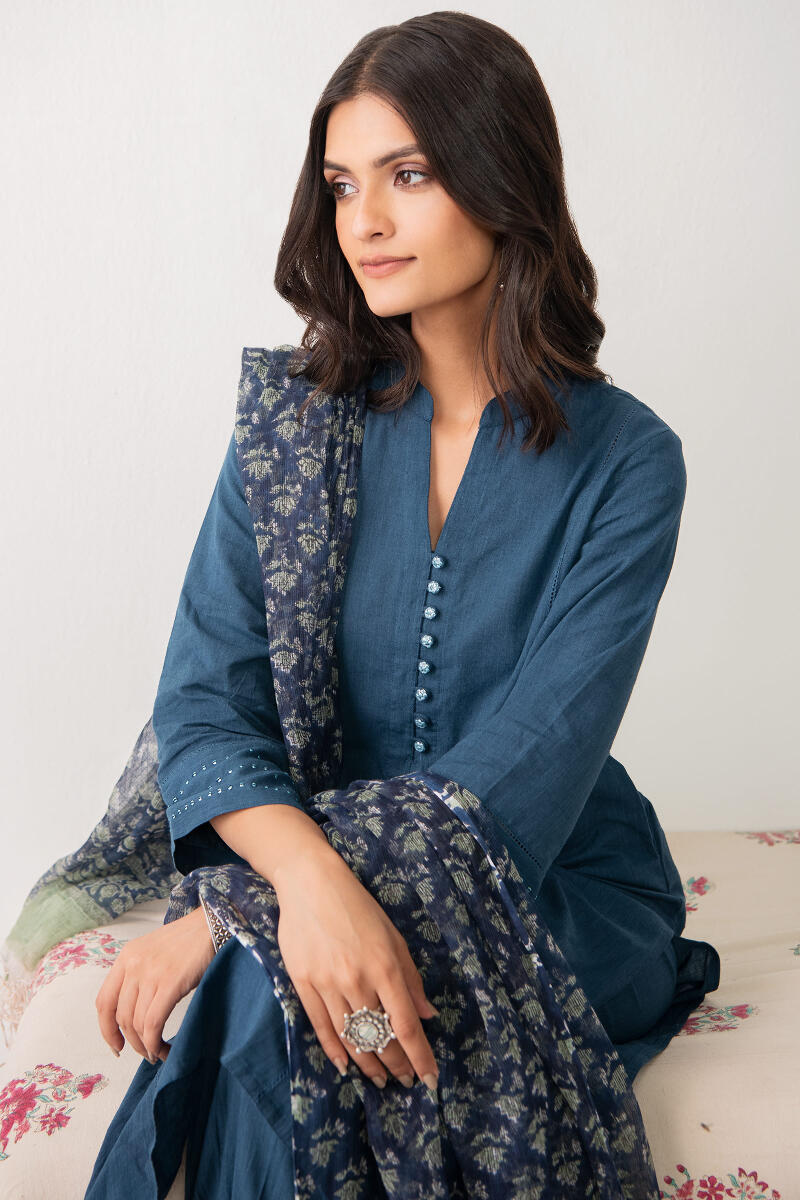 Blue Handcrafted Straight Cotton Kurta