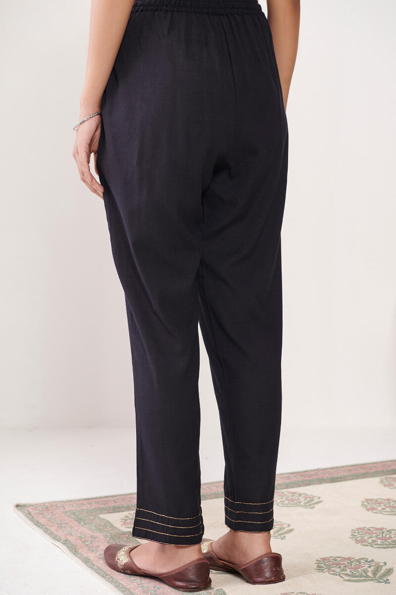 Black Handcrafted Rayon Slub Narrow Pants