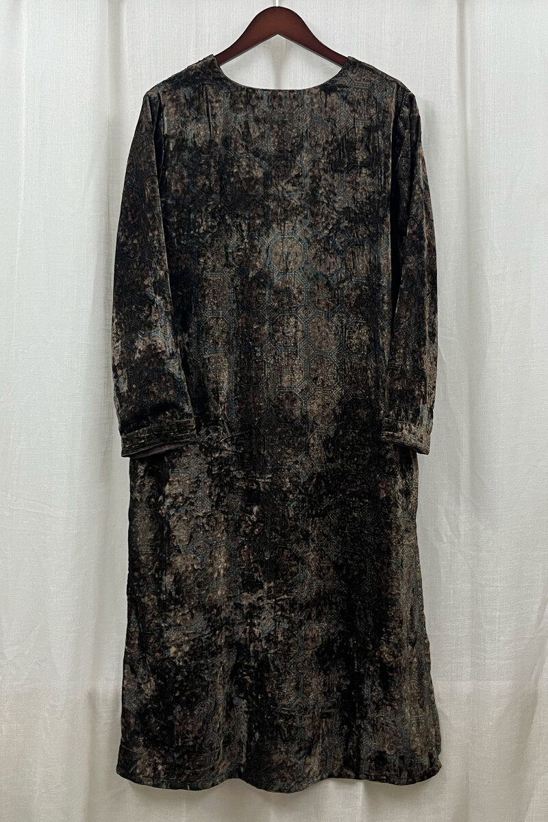Ajrak Hand Block-Printed Straight Velvet Kurta