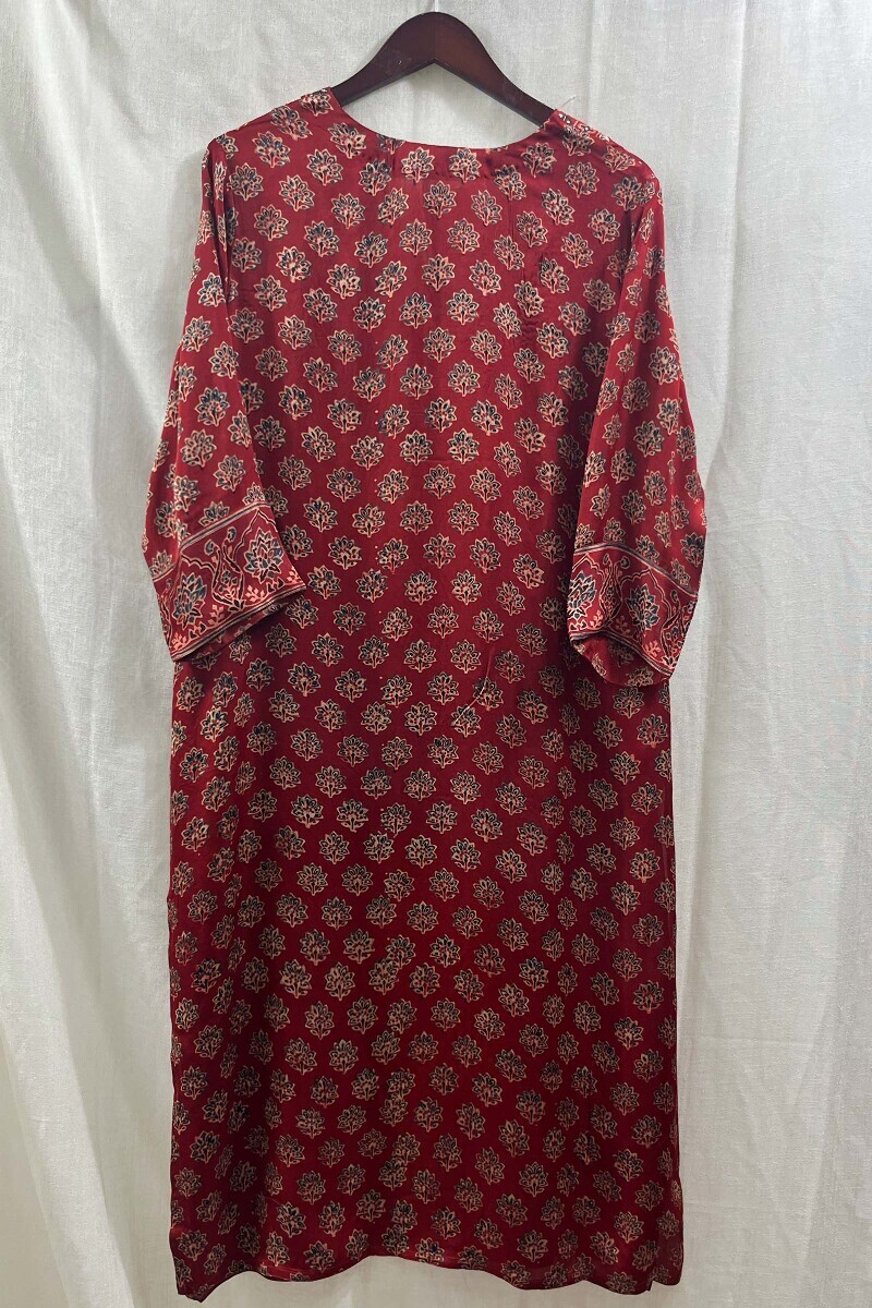 Ajrak Hand Block-Printed Straight Viscose Kurta