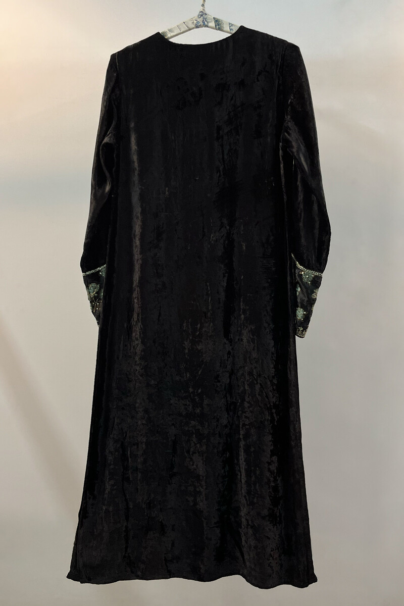 FG Specials: 1 of 1- Black Handcrafted Velvet Kurta & Pants - Size XS