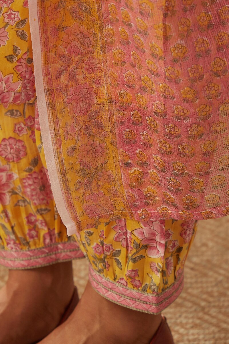 Pink Hand Block-Printed Kota Dupatta