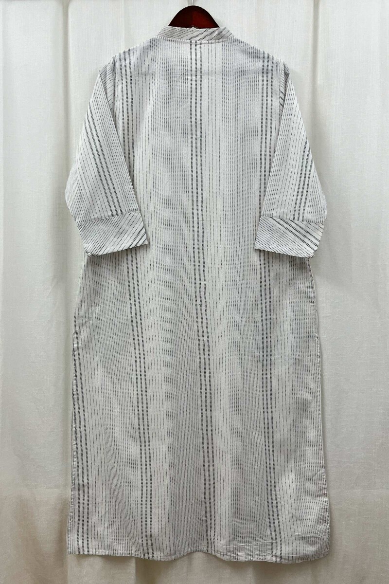 White Handcrafted Straight Handloom Cotton Kurta