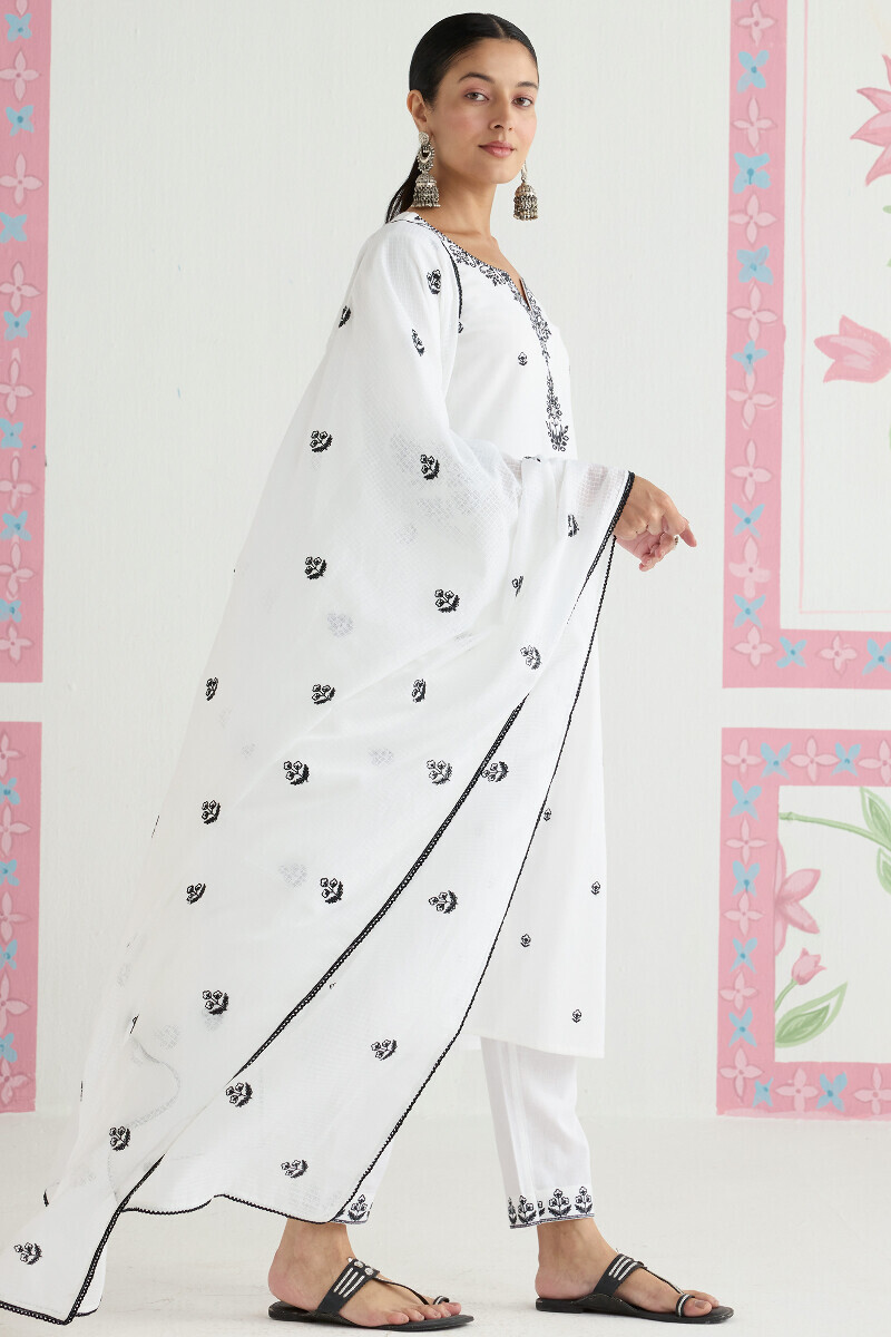 White Handcrafted Kota Dupatta