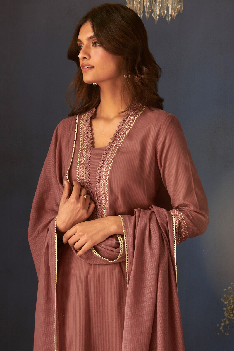 Mauve Handcrafted Straight Cotton Dobby Kurta