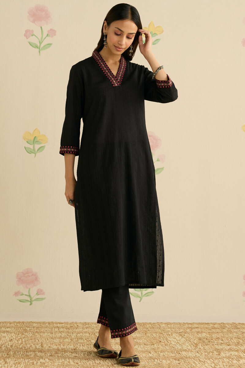 Black Handcrafted Straight Cotton Dobby Kurta