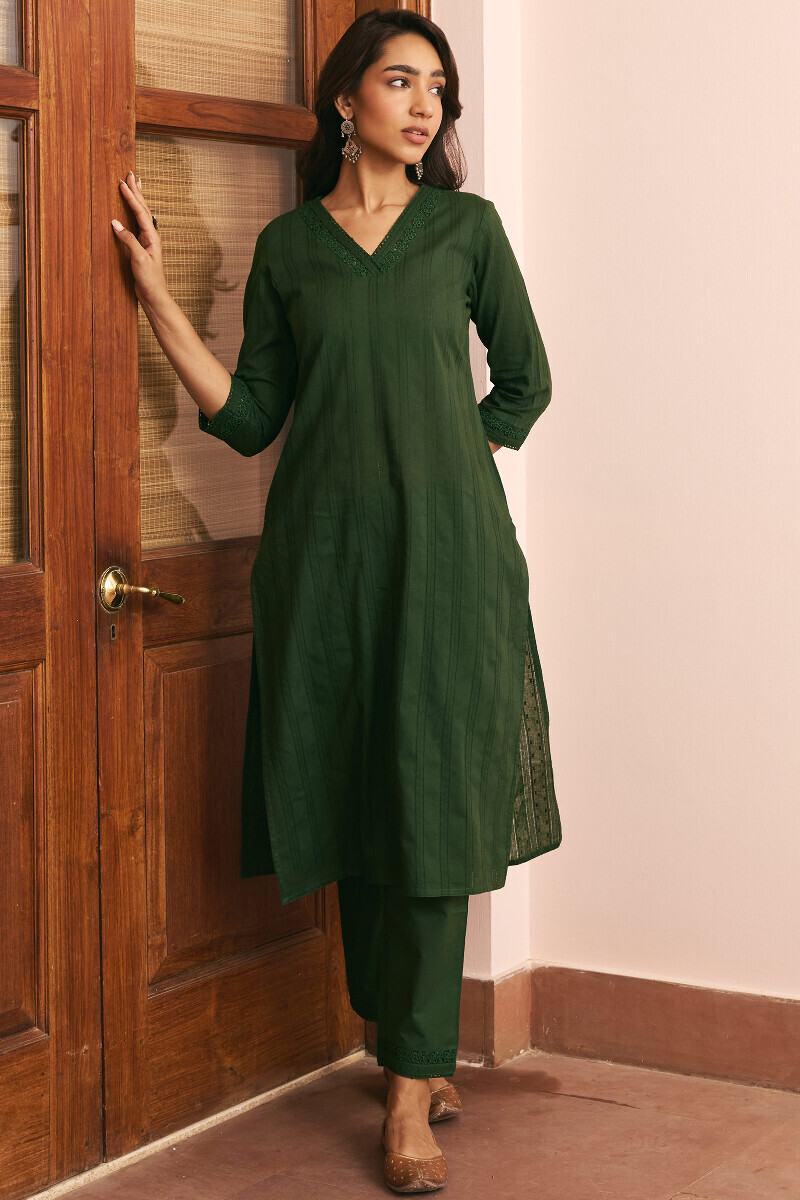 Green Handcrafted Cotton Narrow Pants
