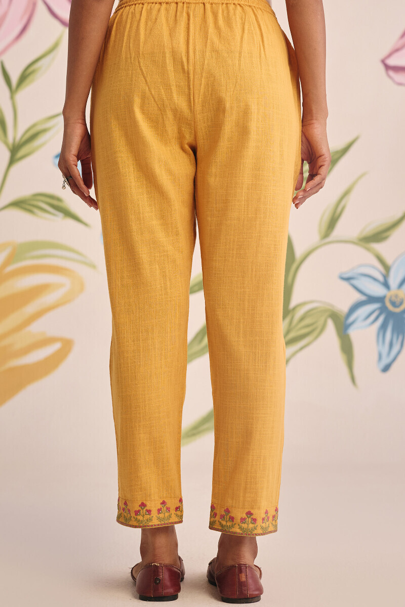 Mustard Handcrafted Guaze Slub Narrow Pants