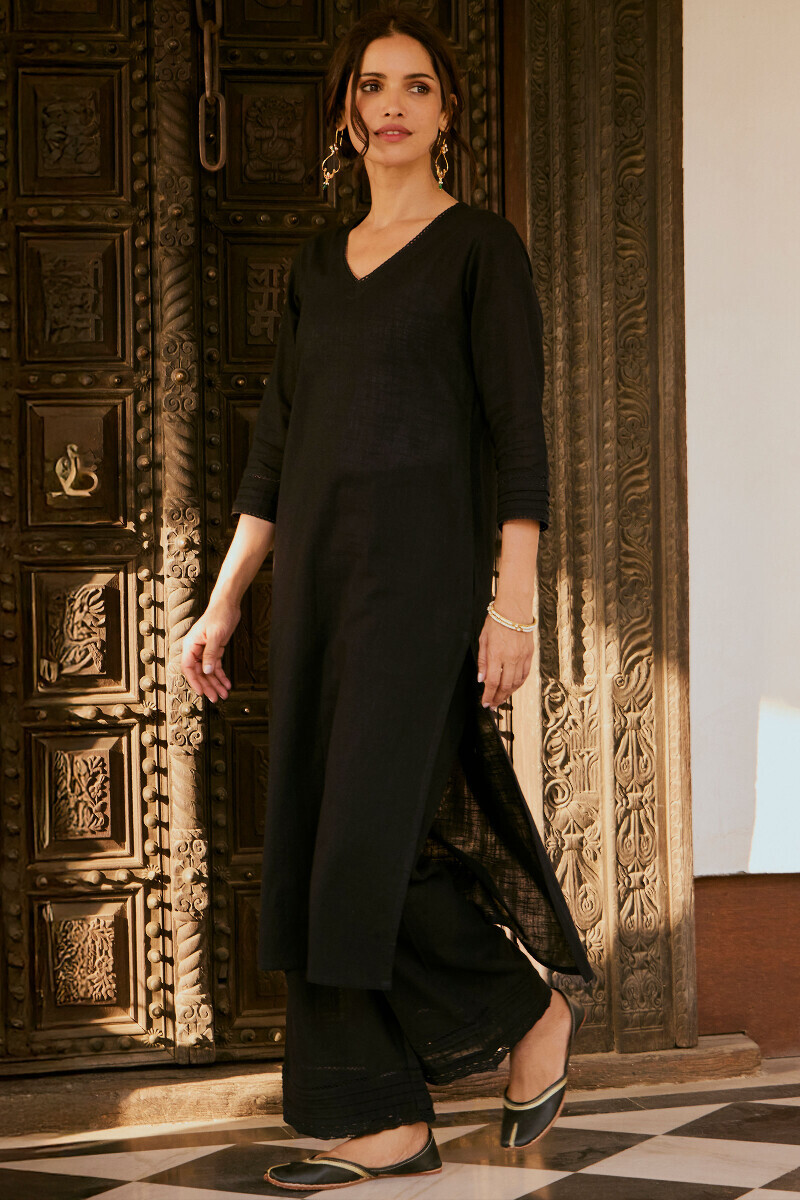 Black Handcrafted Gauze Slub Farsi