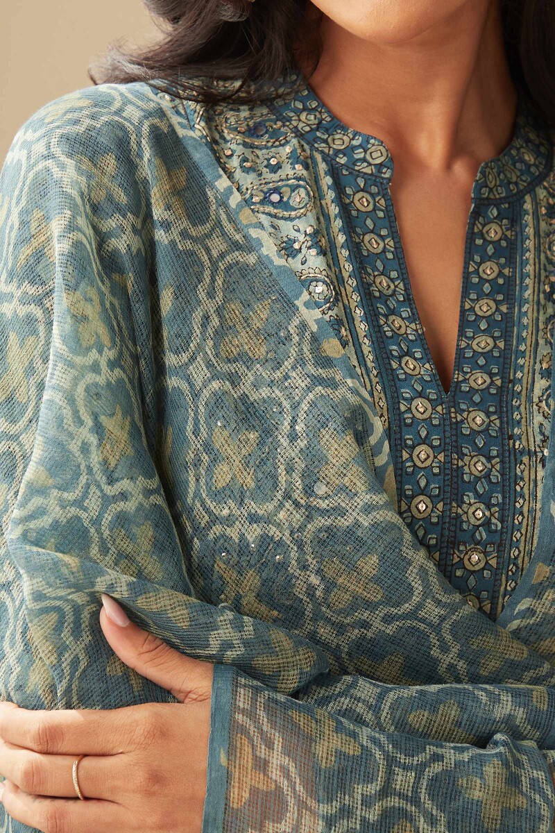 Akola Hand Block-Printed Kota Dupatta