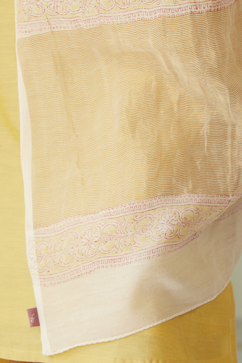 Off-White Hand Block-Printed Chanderi Dupatta