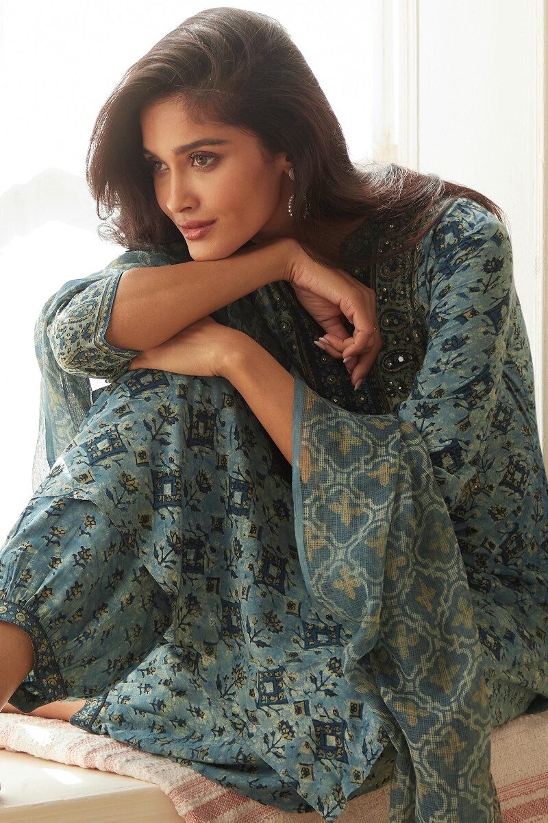 Akola Hand Block-Printed Kota Dupatta