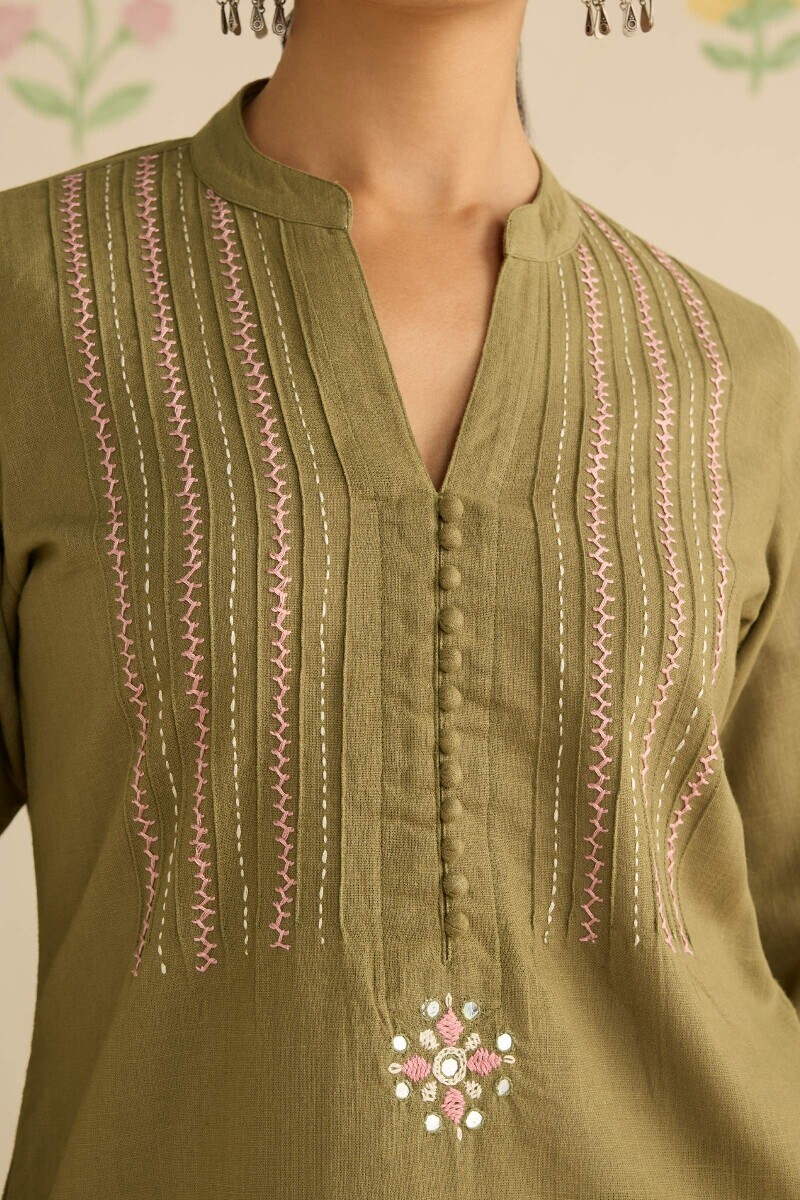 Green Handcrafted Straight Gauze Slub Kurta