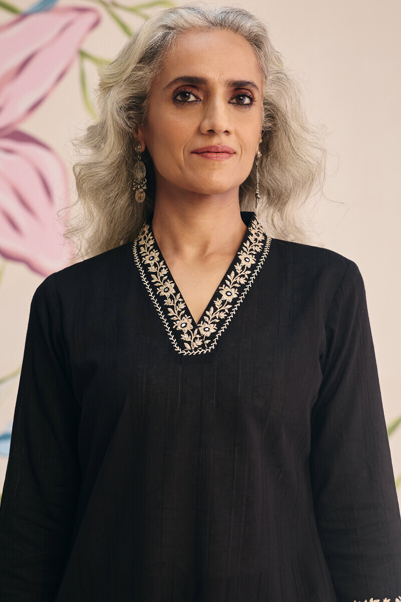 Black Handcrafted Straight Cotton Dobby Kurta