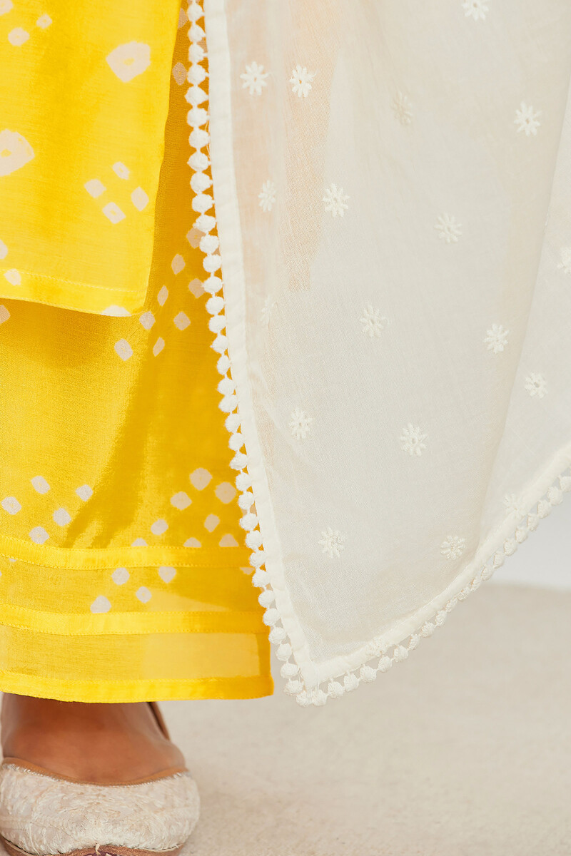White Handcrafted Cotton Mul Dupatta