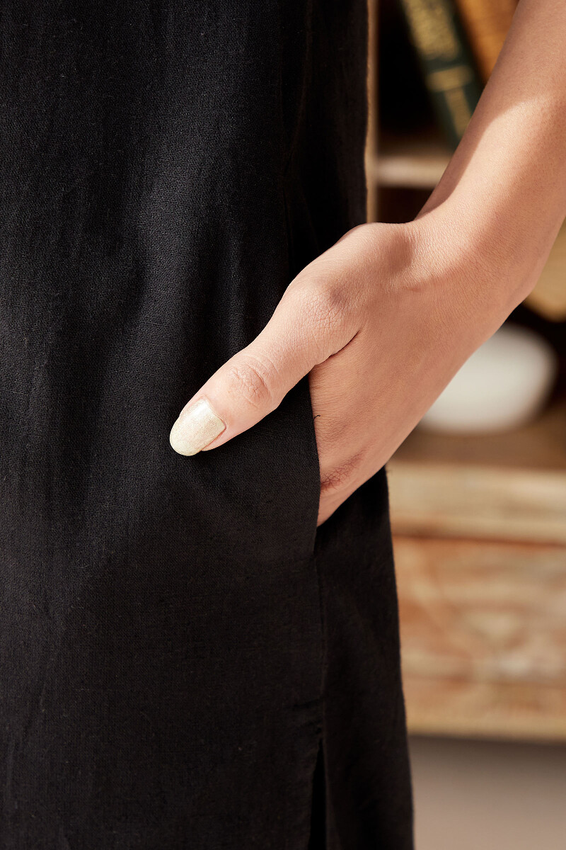 Black Handcrafted Straight Cotton Flax Kurta