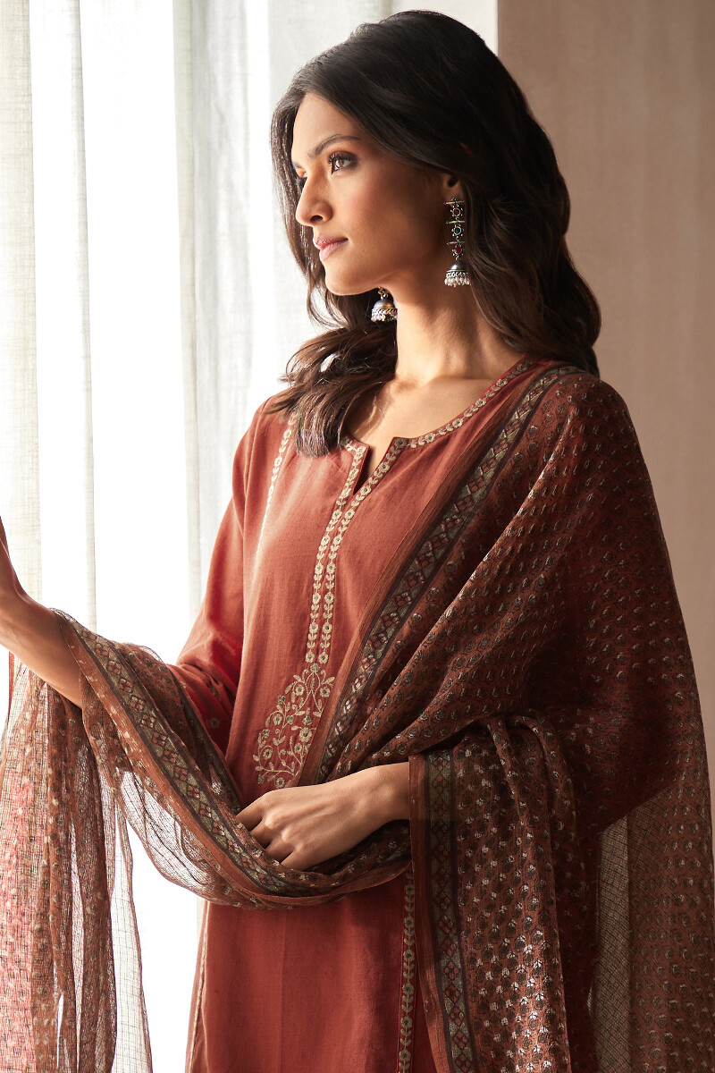 Red Handcrafted Straight Cotton Flax Kurta
