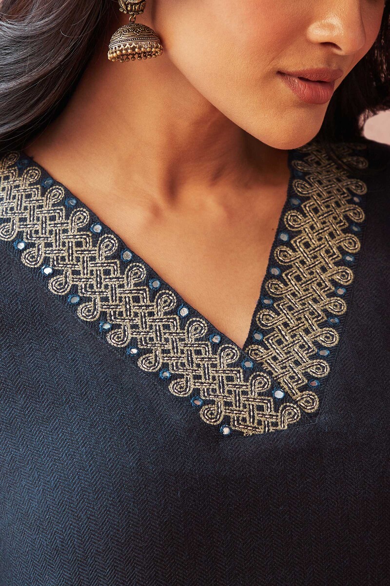 Blue Handcrafted Straight Faux Wool Kurta