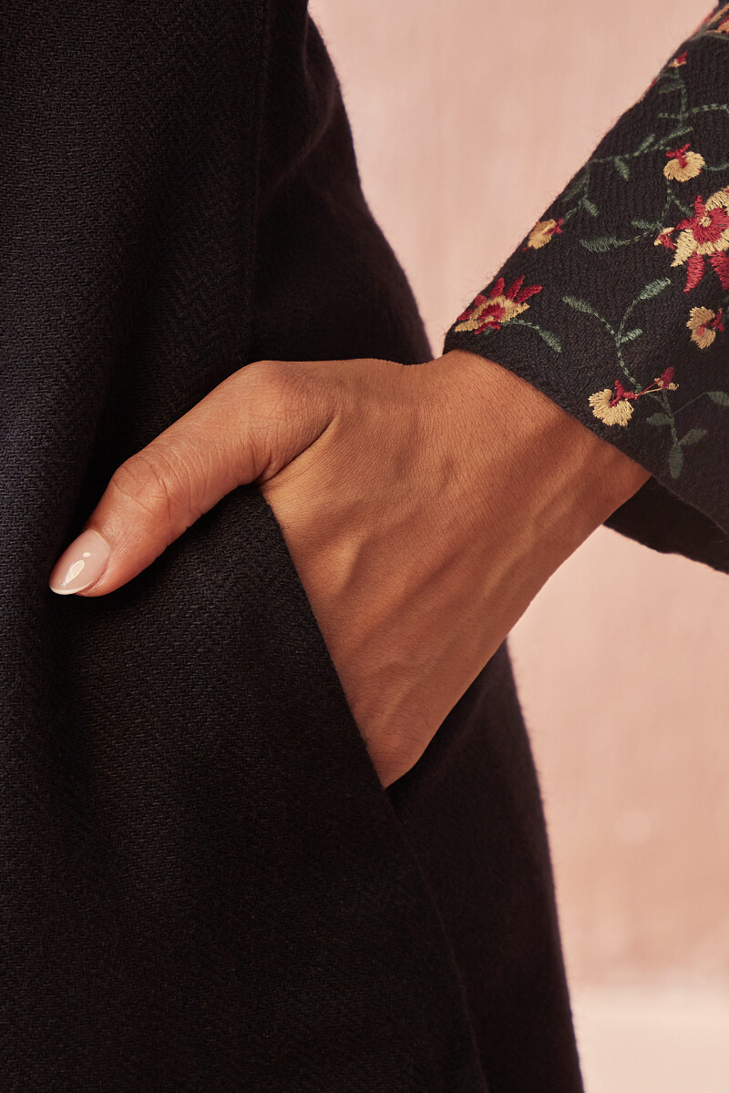 Black Handcrafted Straight Faux Wool Kurta