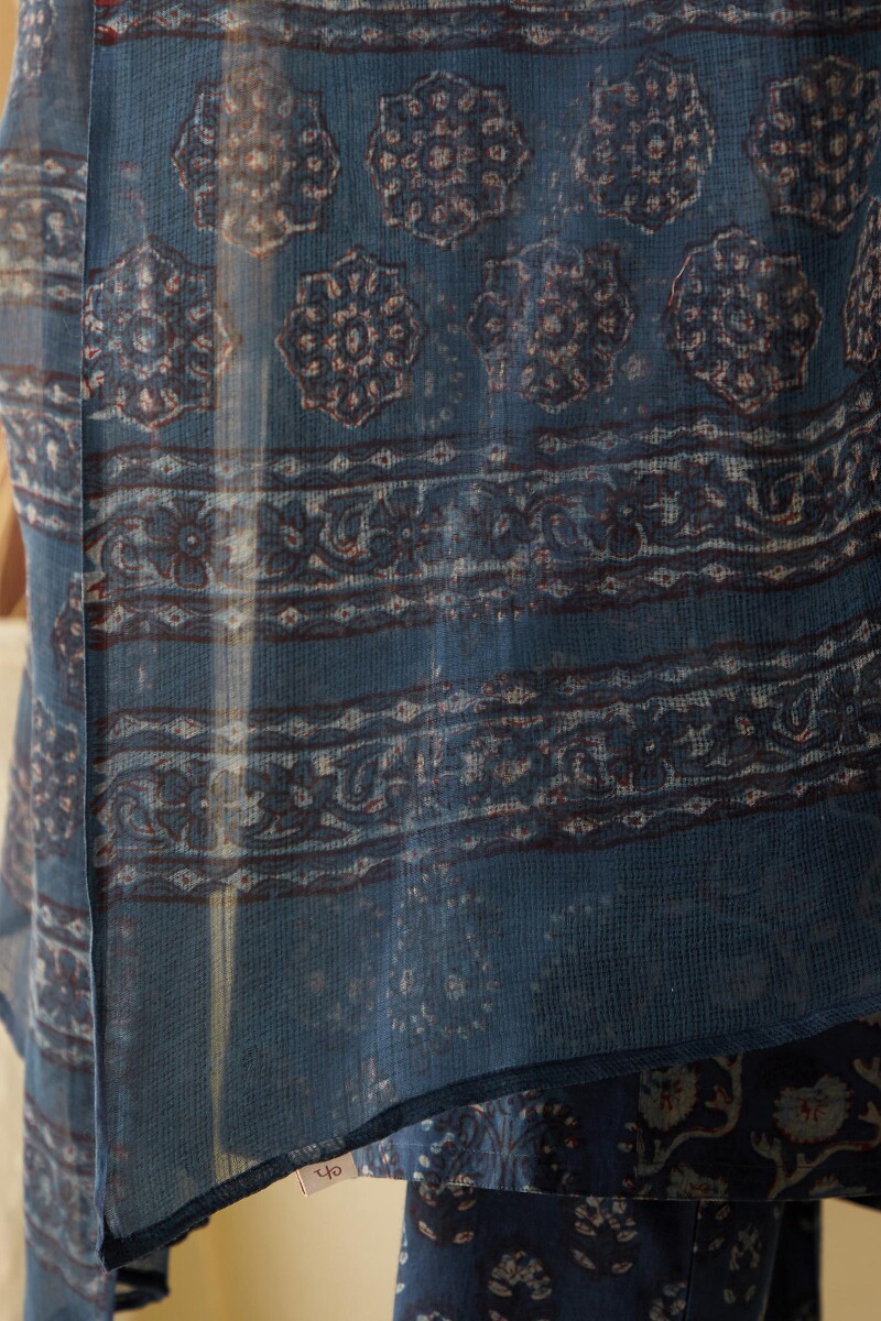 Akola Hand Block-Printed Kota Dupatta