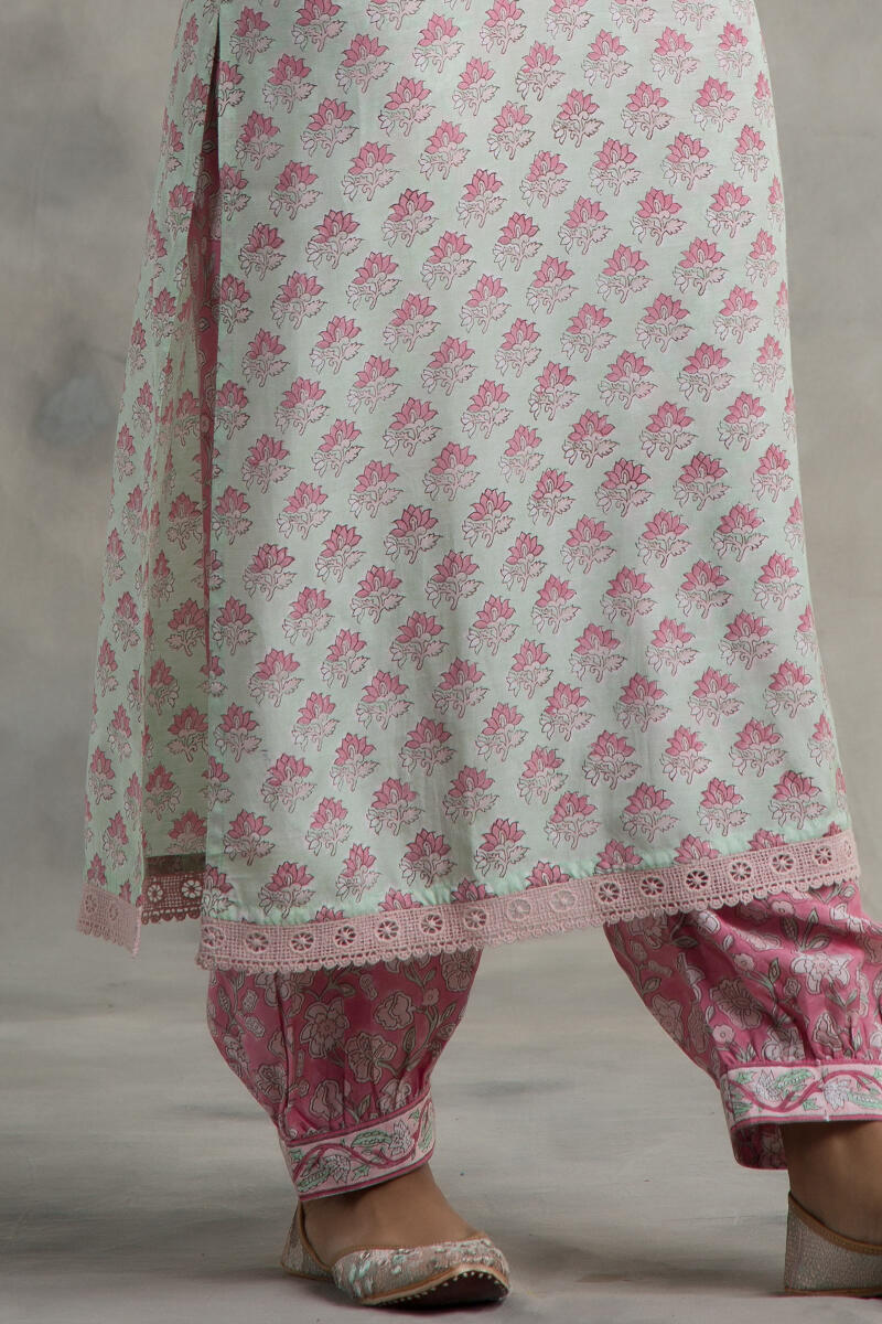 Green Block Printed Straight Muslin Kurta