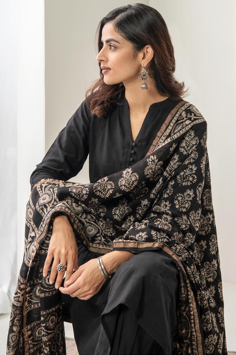Black Handcrafted Straight Cotton Kurta