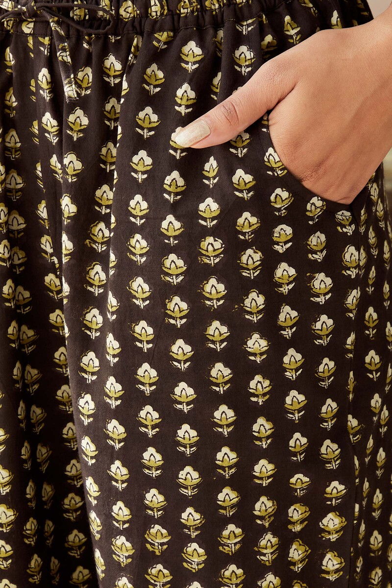 Bagru Hand Block-Printed Cotton Narrow Pants