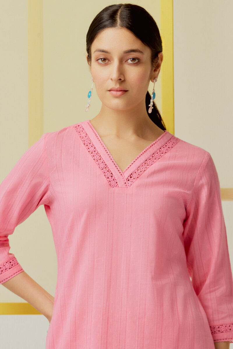 Pink Handcrafted Straight Cotton Dobby Kurta