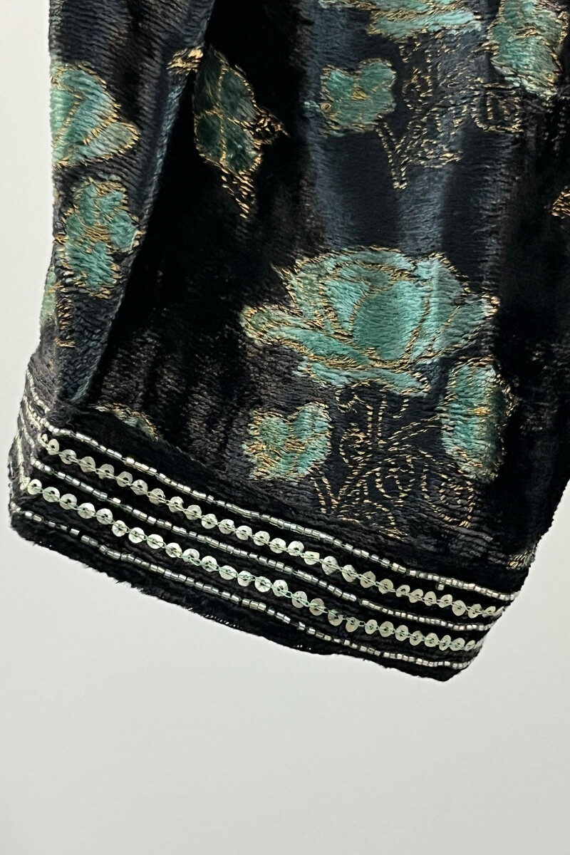 FG Specials: 1 of 1- Black Handcrafted Velvet Kurta & Pants - Size XS