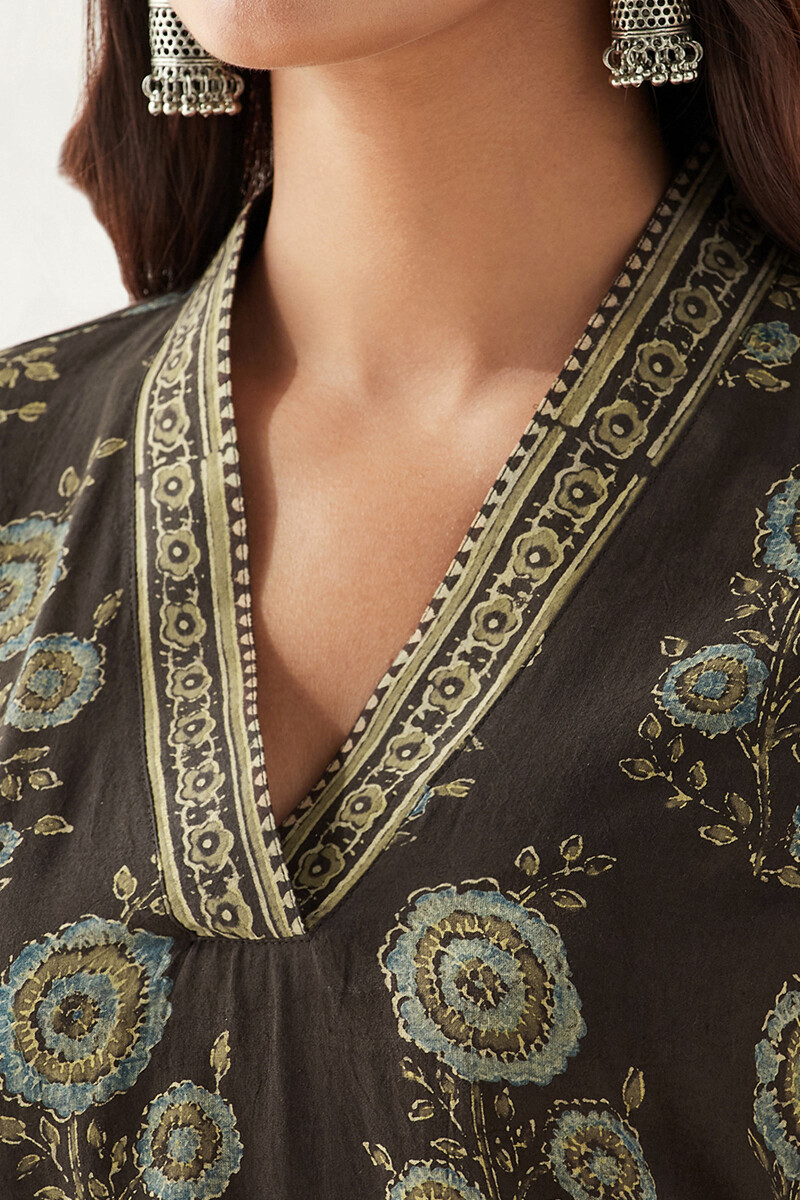 Ajrak Hand Block Printed Straight Cotton Kurta