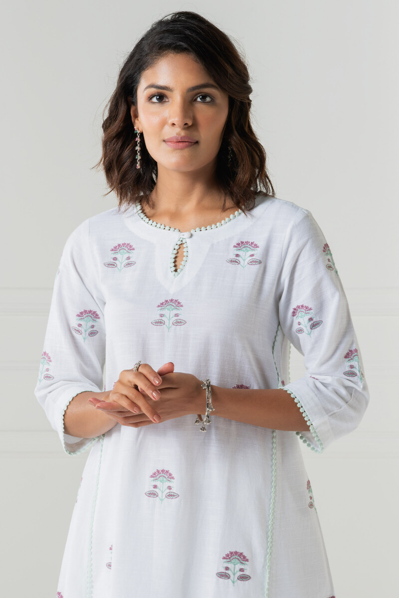 White Handcrafted A-Line Cotton Kurta